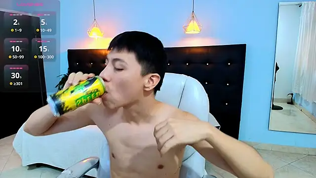 Snapshot of Abraham_horny18 chatting on 20, 9, 2025 Abraham horny18 online show from 20, 9, 2025