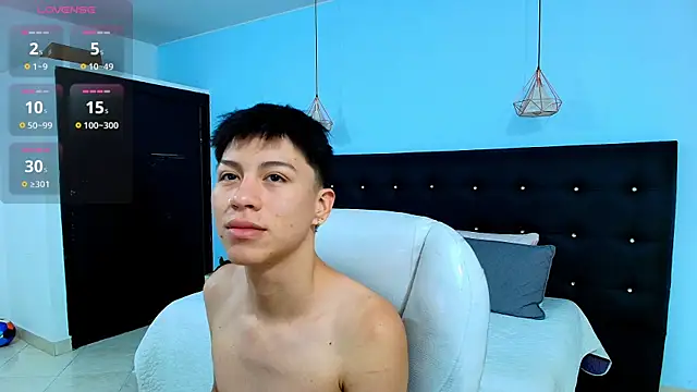 Snapshot of Abraham_horny18 chatting on 30, 9, 2025 Abraham horny18 online show from 30, 9, 2025