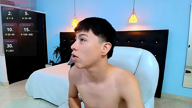 Snapshot of Abraham_horny18 chatting on 3, 10, 2025 Abraham horny18 online show from 3, 10, 2025