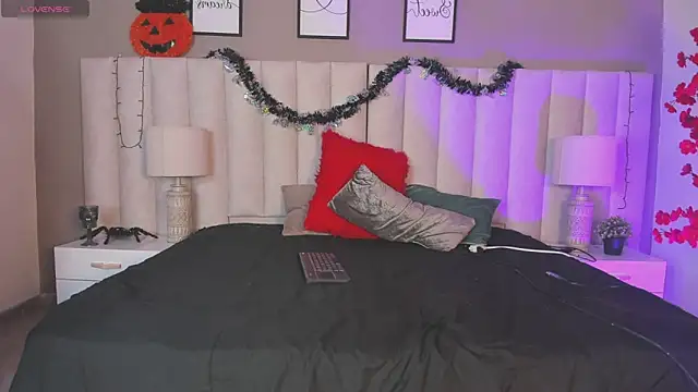 college muscle ass1 online show from 24, 10, 2025