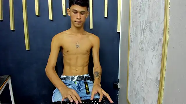 Snapshot of Just_D4v7 chatting on 16, 9, 2025 Just D4v7 online show from 16, 9, 2025