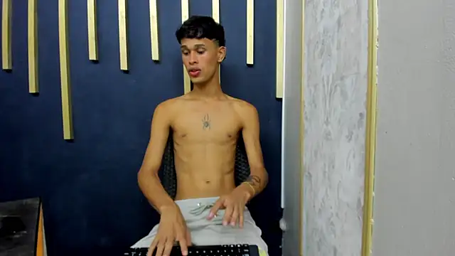 Snapshot of Just_D4v7 chatting on 18, 9, 2025 Just D4v7 online show from 18, 9, 2025