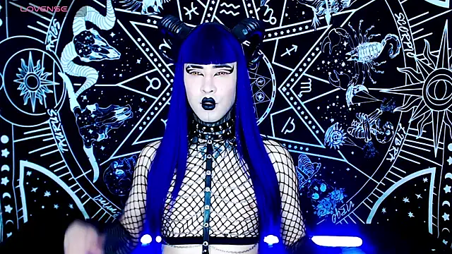 Snapshot of naomi_satan chatting on 2, 10, 2025 naomi satan online show from 2, 10, 2025