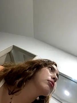 Snapshot of Samantha_2190 chatting on 29, 11, 2025 Samantha 2190 online show from 29, 11, 2025