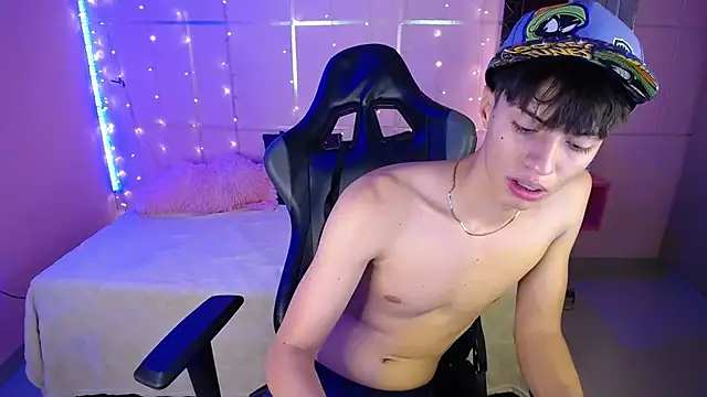 Justin gray  online show from 23, 9, 2025