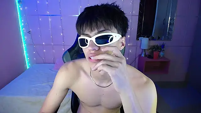 Justin gray  online show from 30, 9, 2025