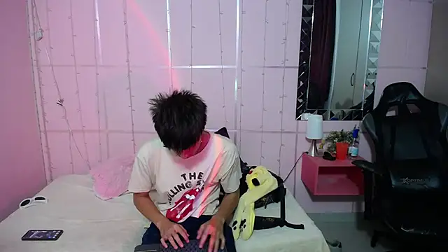 Justin gray  online show from 4, 10, 2025