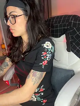 Esmeralda CO online show from 20, 3, 2026