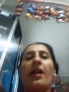 Titiss8921 online show from 13, 9, 2025