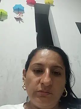 Titiss8921 online show from 27, 9, 2025