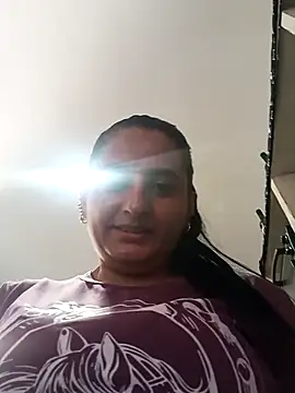 Titiss8921 online show from 17, 10, 2025