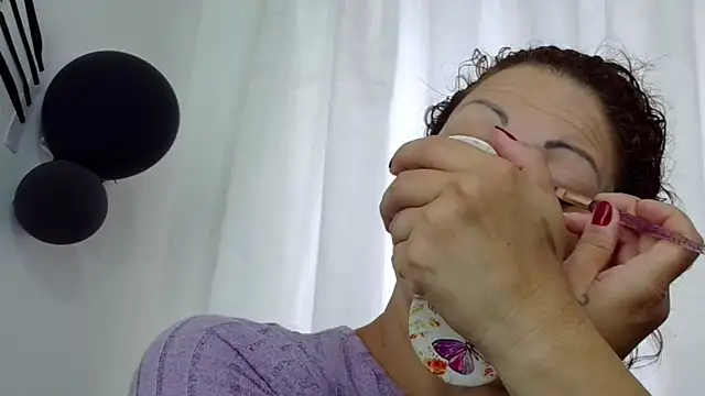 TifanyQueen  online show from 16, 10, 2025