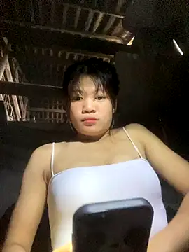 Ngoc 2k5 online show from 4, 10, 2025
