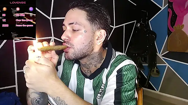 Snapshot of nicolastorres99 chatting on 26, 10, 2025 nicolastorres99 online show from 26, 10, 2025