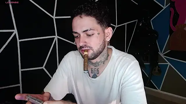 Snapshot of nicolastorres99 chatting on 27, 10, 2025 nicolastorres99 online show from 27, 10, 2025