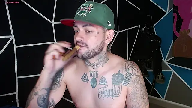 Snapshot of nicolastorres99 chatting on 28, 10, 2025 nicolastorres99 online show from 28, 10, 2025