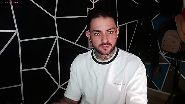 Snapshot of nicolastorres99 chatting on 31, 10, 2025 nicolastorres99 online show from 31, 10, 2025