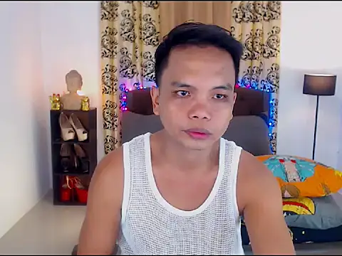 Snapshot of XExtraServiceManX chatting on 21, 9, 2025 XExtraServiceManX online show from 21, 9, 2025