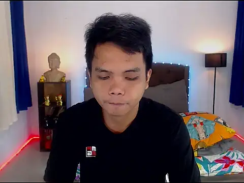 Snapshot of XExtraServiceManX chatting on 28, 10, 2025 XExtraServiceManX online show from 28, 10, 2025