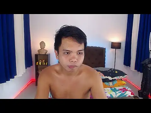 Snapshot of XExtraServiceManX chatting on 31, 10, 2025 XExtraServiceManX online show from 31, 10, 2025