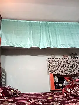 Snapshot of ZIVAA chatting on 11, 11, 2025 ZIVAA online show from 11, 11, 2025