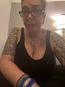 dieseldame1313 online show from 31, 1, 2025