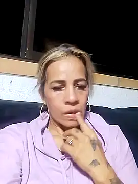 Alisson Milf online show from 18, 9, 2025