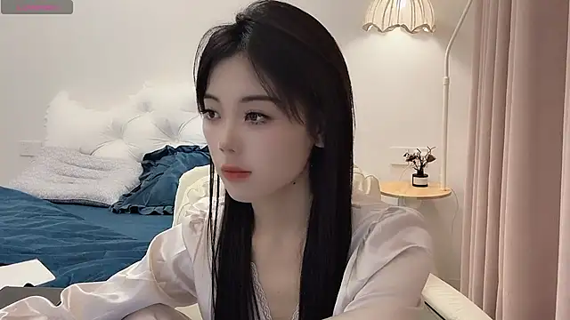 Snapshot of bao-bao- chatting on 6, 11, 2025 bao-bao- online show from 6, 11, 2025