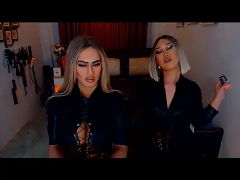 MystiqueQueen online show from 19, 10, 2025