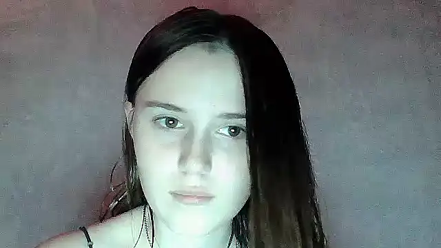 SweetLoraa online show from 28, 10, 2025