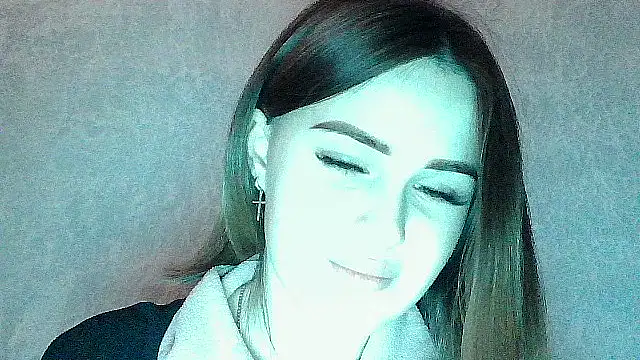 SweetLoraa online show from 3, 12, 2025