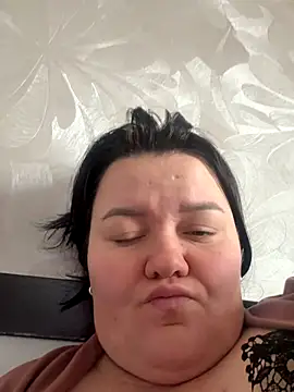 SunnyLeila2101 online show from 3, 12, 2025