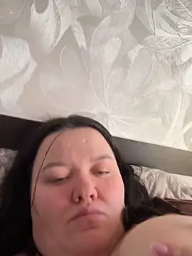 SunnyLeila2101 online show from 3, 2, 2026