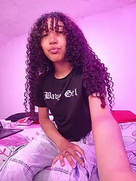 Snapshot of Morenpeka chatting on 13, 11, 2025 Morenpeka online show from 13, 11, 2025