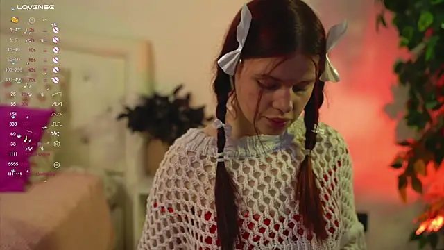 Snapshot of ambershoney chatting on 20, 10, 2025 ambershoney online show from 20, 10, 2025