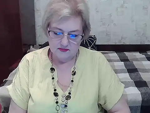Snapshot of Renata62011 chatting on 8, 7, 2026 Renata62011 online show from 8, 7, 2026