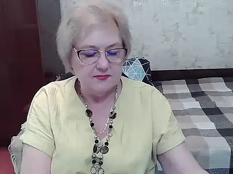 Snapshot of Renata62011 chatting on 14, 7, 2026 Renata62011 online show from 14, 7, 2026