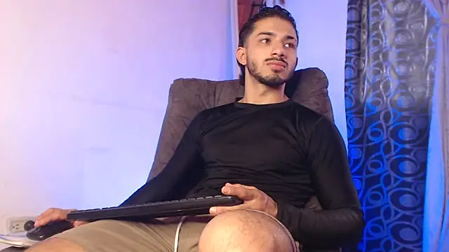 ArturoCardona  online show from 15, 5, 2026