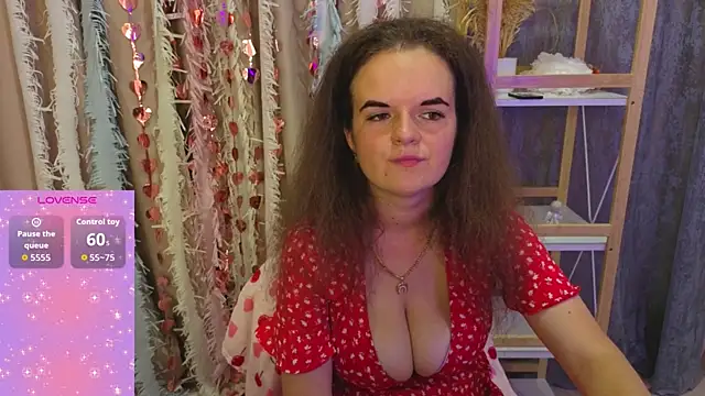 Snapshot of Luisa_Rosee chatting on 12, 9, 2025 Luisa Rosee online show from 12, 9, 2025