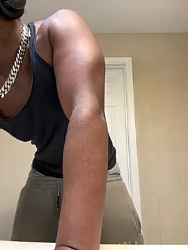 Snapshot of KeYBuMp323 chatting on 19, 2, 2026 KeYBuMp323 online show from 19, 2, 2026