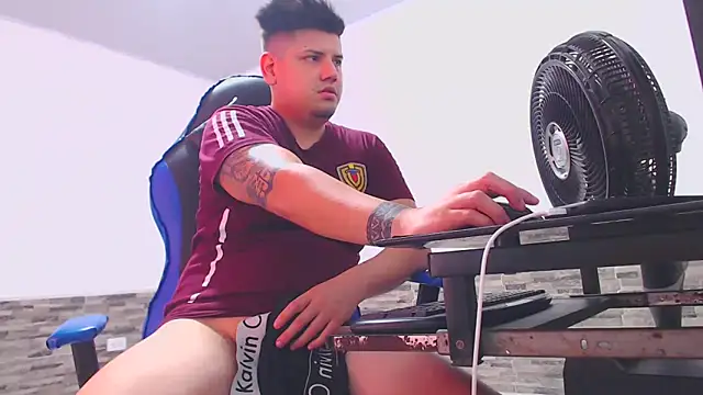 mister cum1999 online show from 4, 2, 2026