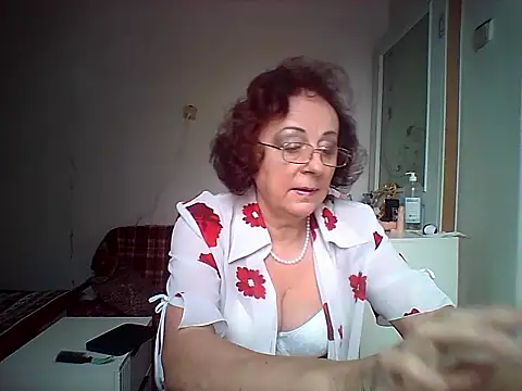 Snapshot of Julia54391 chatting on 19, 10, 2025 Julia54391 online show from 19, 10, 2025