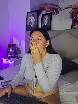 BellaRoux1 online show from 23, 10, 2025