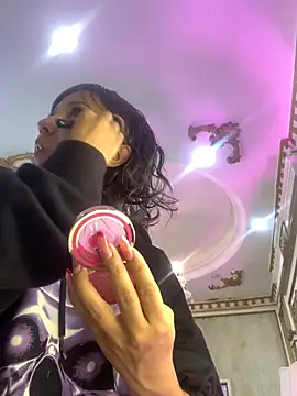 NikoYoon online show from 14, 10, 2025