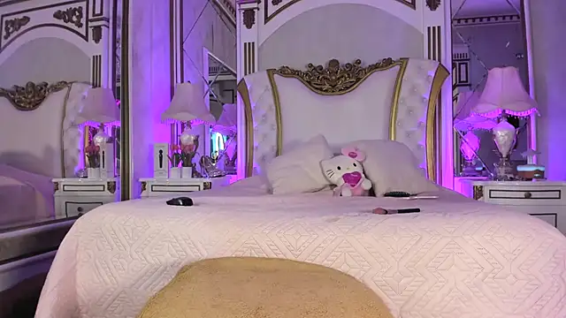 NikoYoon online show from 25, 10, 2025