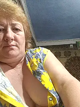 Snapshot of NikaLove49011 chatting on 6, 10, 2025 NikaLove49011 online show from 6, 10, 2025