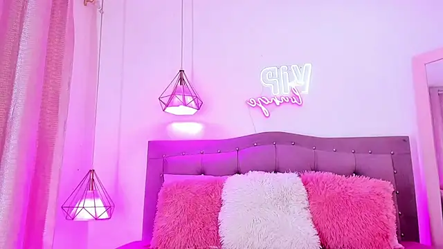 britneyy stars online show from 14, 9, 2025