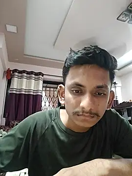 Snapshot of yung_cplz chatting on 16, 10, 2025 yung cplz online show from 16, 10, 2025