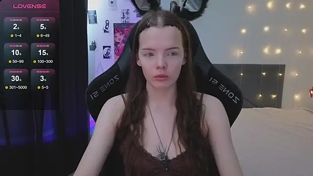 Luna Navy online show from 18, 2, 2026