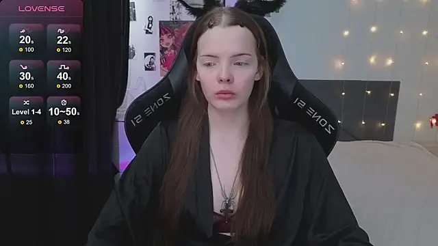 Luna Navy online show from 5, 3, 2026